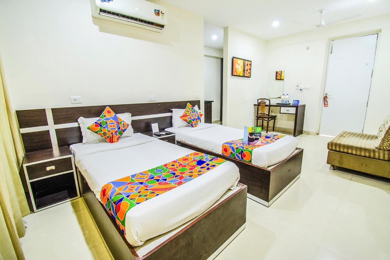 Fabhotel Pride Inn - Nr Tcs Deccan Park, Hitech City Гайдарабад Екстер'єр фото